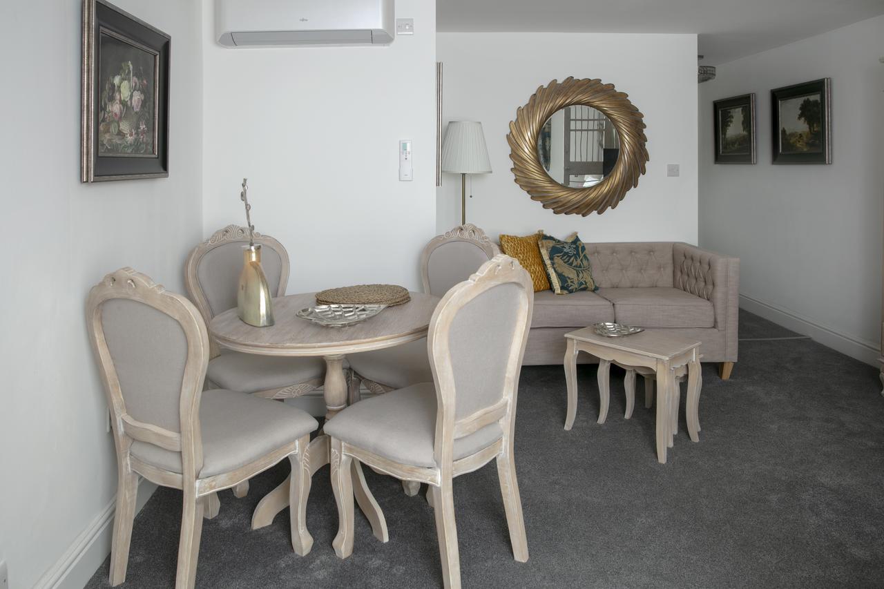 קאמברידג' River Court Apartments Lets מראה חיצוני תמונה